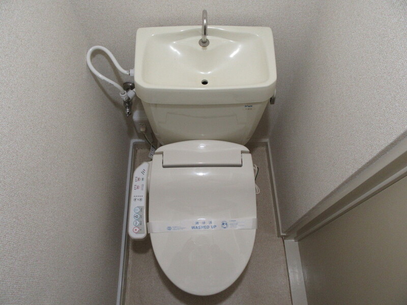 トイレ (201号室画像)