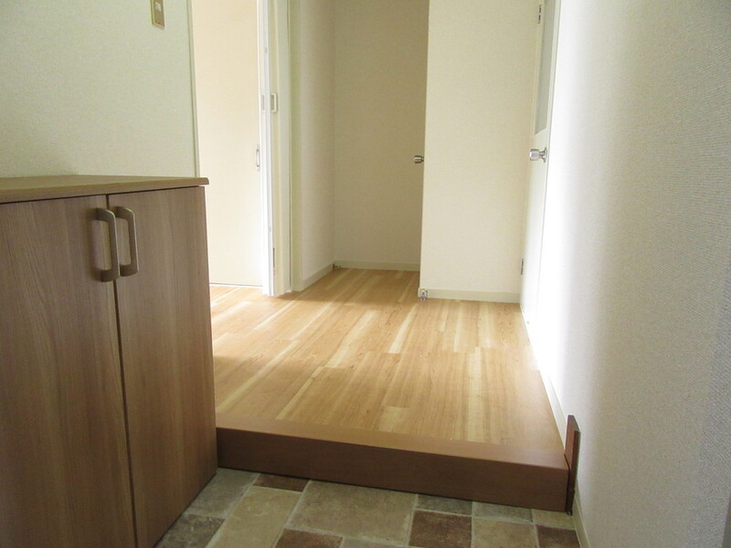 廊下（201号室画像）