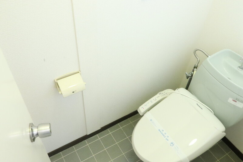 トイレ (1)