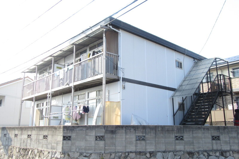 アパート 広島市佐伯区五日市駅前３丁目